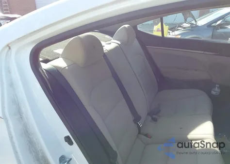 2018 Hyundai Elantra Se из США, поврежденный, VIN 5NPD74LFXJH343147